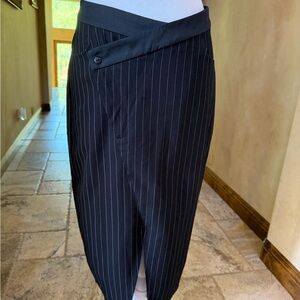 Pomelo Asymmetrical waist Pinstripe Skirt